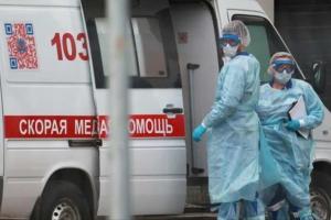 Кто в Украине чаще всего болеет COVID-19: назван возраст