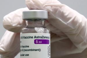 США решили поделиться с другими странами 60 млн доз вакцины AstraZeneca