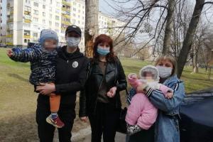 В Лисичанске полиция изъяла двух детей у 20-летней горе-матери