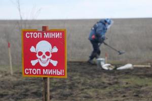 Возле Гнутово пришлось эвакуировать два десятка пиротехников из-за обстрела со стороны оккупантов