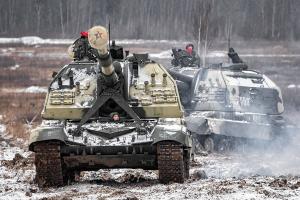 Росія збільшує ударне угруповання навколо України, - розвідка