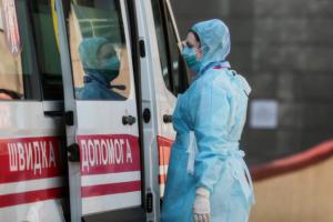 В Украине зафиксировано 7915 новых случаев COVID-19