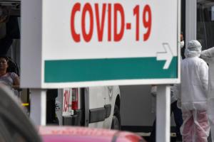 За минувшие сутки в Украине зафиксировано более 12 тысяч новых случаев COVID-19