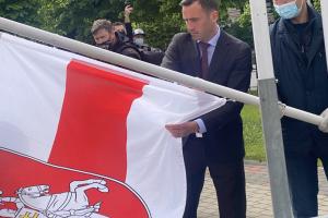 Беларусь и Латвия взаимно высылают послов и всех дипломатов: причиной стал флаг
