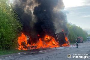 Масштабна вогняна ДТП на Хмельниччині: загинуло 4 особи
