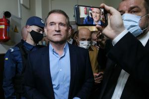 Суд отправил Медведчука под домашний арест