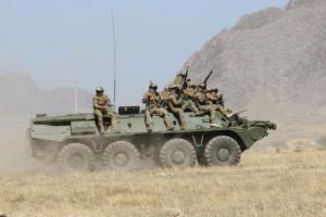 Кыргызстан и Таджикистан после вооруженного конфликта начали отводить войска и подписали соглашение о демаркации границы