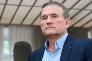 Под судом, где сегодня рассматривают апелляцию Медведчука, начались столкновения