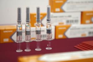 Європейський регулятор почав експертизу китайської вакцини від COVID-19