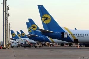 МАУ змінить маршрути рейсів, щоб не літати над Білоруссю