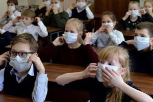 В некоторых городах Украины продлят учебный год: где каникулы начнутся позже