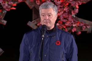 Порошенко требует от Зеленского добиться приглашения на саммит НАТО