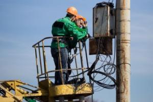 Через негоду в Україні без світла залишилися більше сотні населених пунктів
