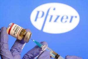 В Украину прибыла очередная партия вакцины Pfizer
