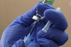 За сутки в Украине вакцинировали против COVID-19 8966 человек