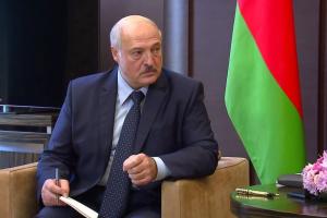 Беларусь не будет принимать самолеты из Украины, - Лукашенко