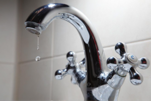 Зробіть запас: у Лоскутівці і Підлісному сьогодні відключать воду