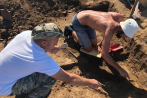 На Луганщине при раскопках скифского кургана нашли алтарь для жертвоприношений