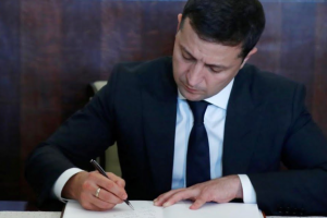 Зеленский изменил правила кредитования для жителей зоны АТО/ООС