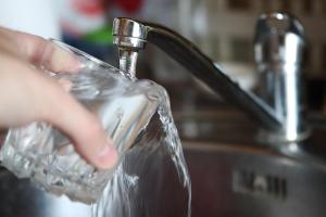 В Лисичанске оценили качество водопроводной воды: что течет из кранов горожан