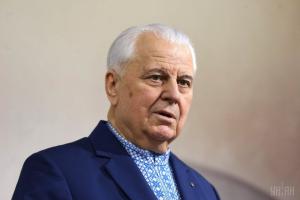 Кравчук після операції на серці майже місяць перебуває в реанімації на ШВЛ