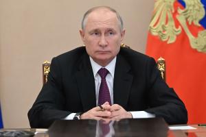 Російських військових змусили вчити скандальну статтю Путіна про Україну, - ЗМІ