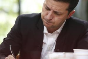 Зеленский подписал законы о "национальном сопротивлении" и увеличении численности армии