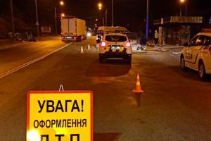Під Києвом перекинулося легкове авто з 13 людьми: є загиблі