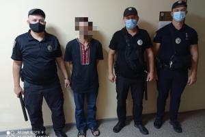 У Сєвєродонецьку затримали чоловіка, що порізав ножем знайомого