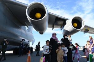 "Дерзкая операция": Как украинские военные вытащили из Кабула афганцев, которые работали на Канаду