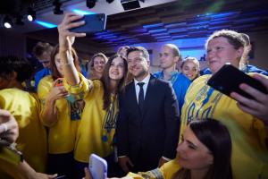 Подружжя Зеленських провели українську збірну на Паралімпійські ігри в Токіо