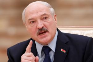 Лукашенко звинуватив Україну в підготовці та перекиданні в Білорусь бойовиків: у Зеленського відповіли