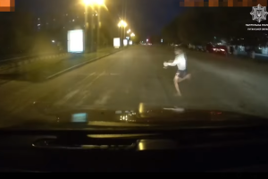 У центрі Лисичанська автомобіль збив дитину
