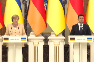 "Північний потік-2": Меркель виступає за продовження транзиту газу через Україну після 2024 року