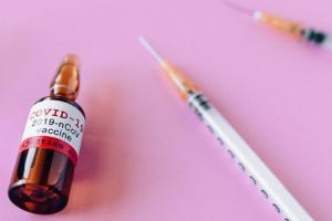 Германия до конца этого года передаст миру 100 миллионов доз вакцин от COVID-19