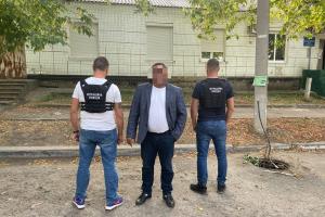 Из Лисичанска россиянина принудительно депортируют на родину