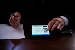 Карта храмов и чат со священником: ПЦУ запустила мобильное приложение для своих прихожан