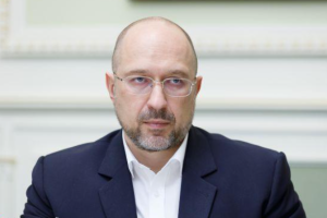 Кабмін підвищить стипендії українським студентам: кому і на скільки