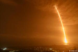 Китай випробував ракету, здатну нести ядерний заряд: вона облетіла всю Землю, - ЗМІ