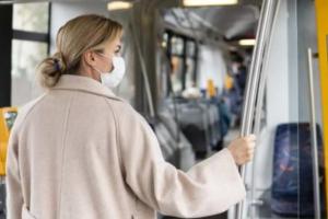 В Минздраве рассказали, когда в Украине завершится масочный режим