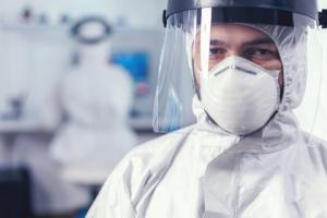 В Україні зафіксовано понад 13 тисяч нових випадків COVID-19