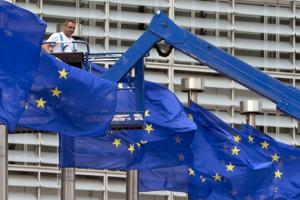 ЄС призупинив дію спрощеного візового режиму для білоруських чиновників