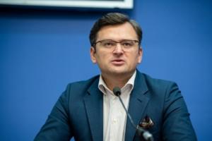 Україна не планує наступальної військової операції на Донбасі, - Кулеба