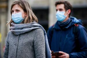 Коли регіони України почнуть виходити з "червоної" зони: позиція МОЗ та думка експертів