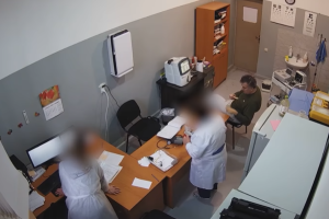 Появилось видео, на котором объявивший голодовку Саакашвили ест: политик дал комментарий