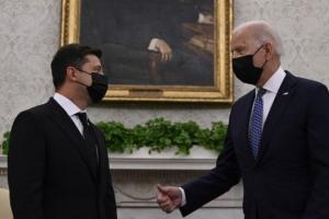 Байден поговорить із Зеленським перед дзвінком Путіну, - ЗМІ