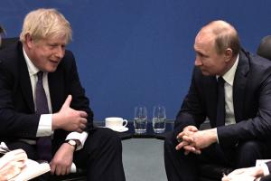 Джонсон попередив Путіна про "серйозні наслідки" у разі агресії проти України: той вимагає нерозширення НАТО на схід
