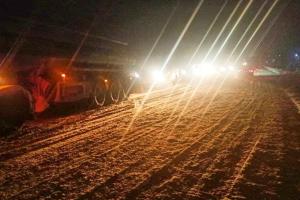 На Пролетарському мосту між Лисичанськом і Сєвєродонецьком ускладнено рух через снігопад