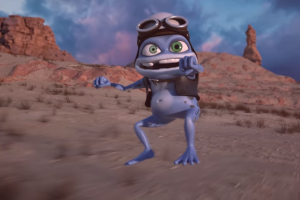 Легендарный Crazy Frog вернулся с новым клипом спустя 11 лет