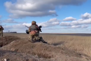 Українські військові на Донбасі провели бойові стрільби із "Джавелінів"